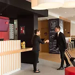 Centro מלון פארו